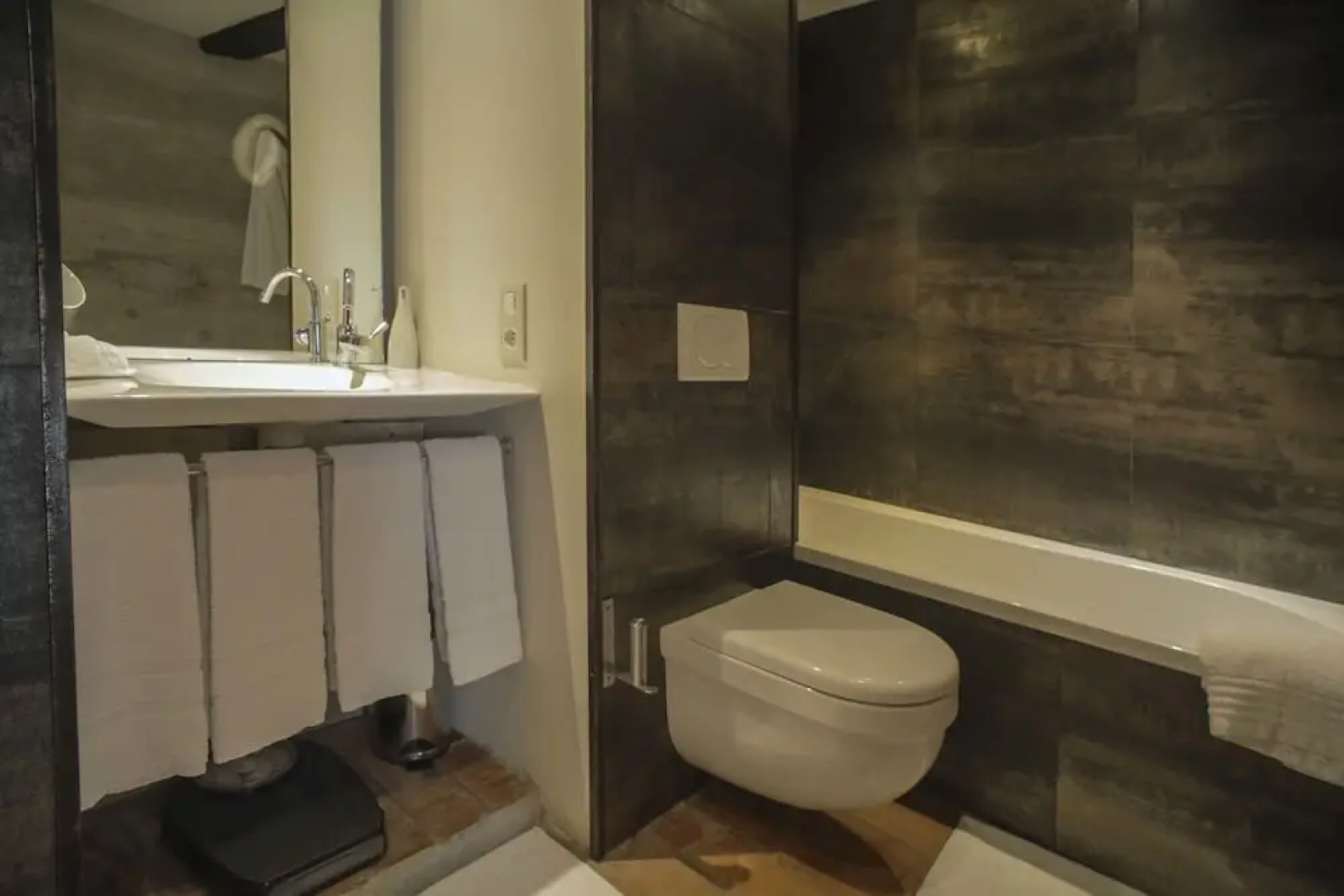 La Maison Aux Bonsaïs