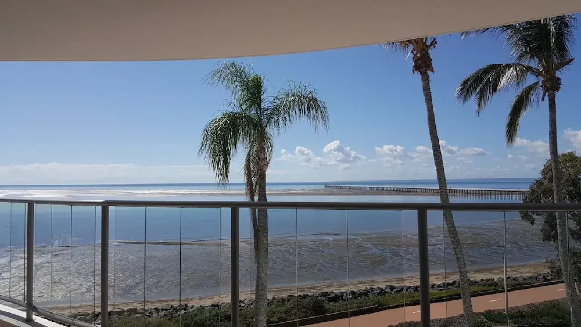 Pier Resort Apartments