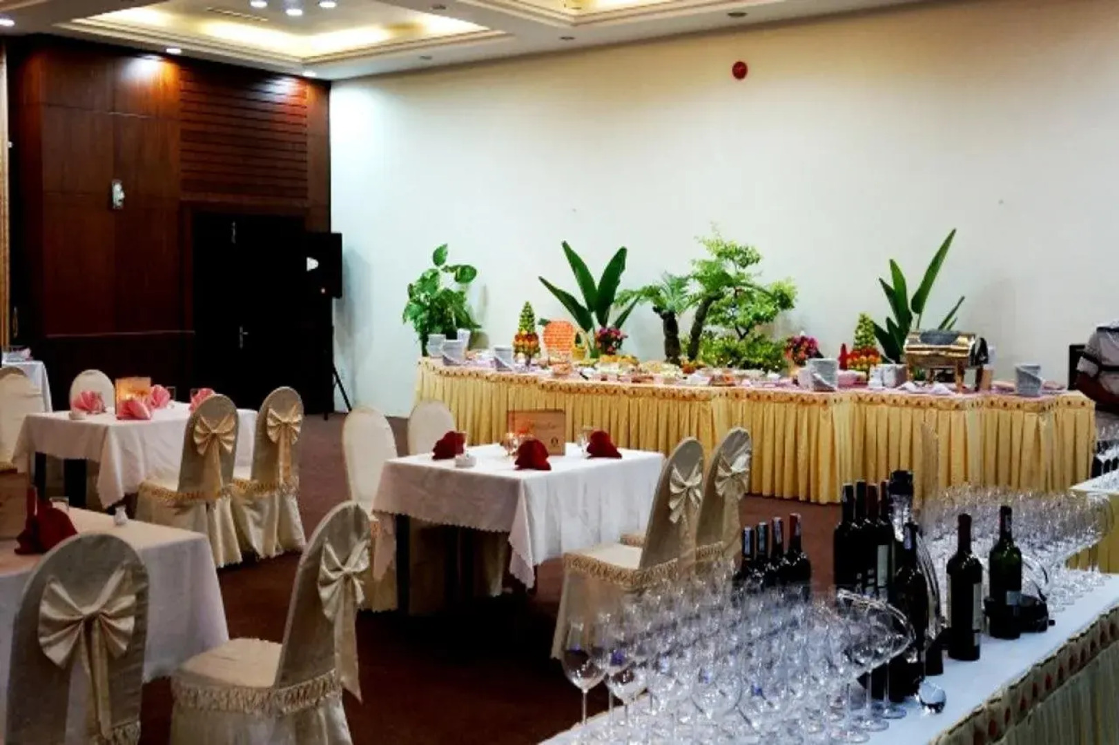 Thien An Riverside Hotel