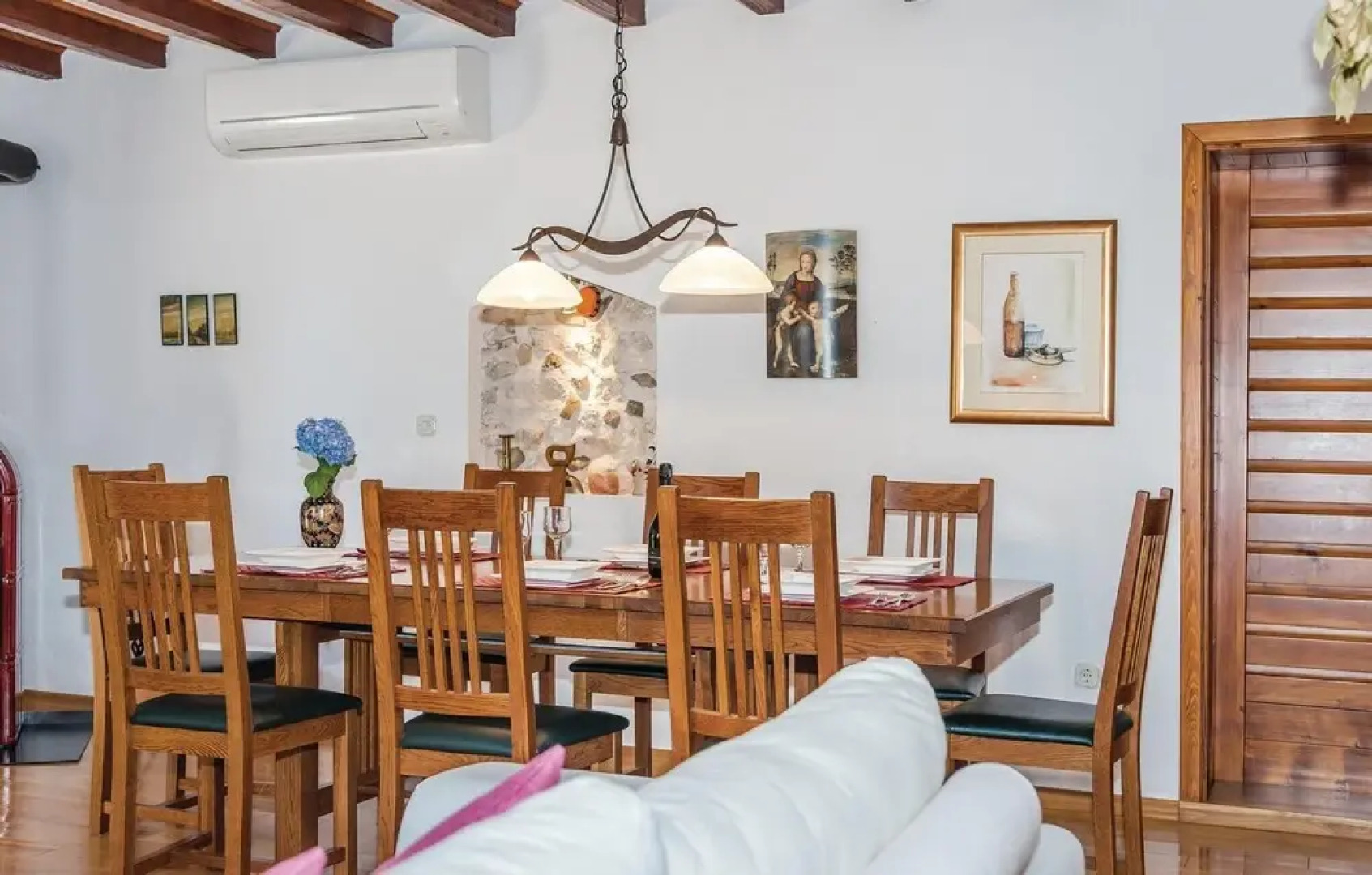 Amazing Home in Lozovac With Wifi and 3 Bedrooms