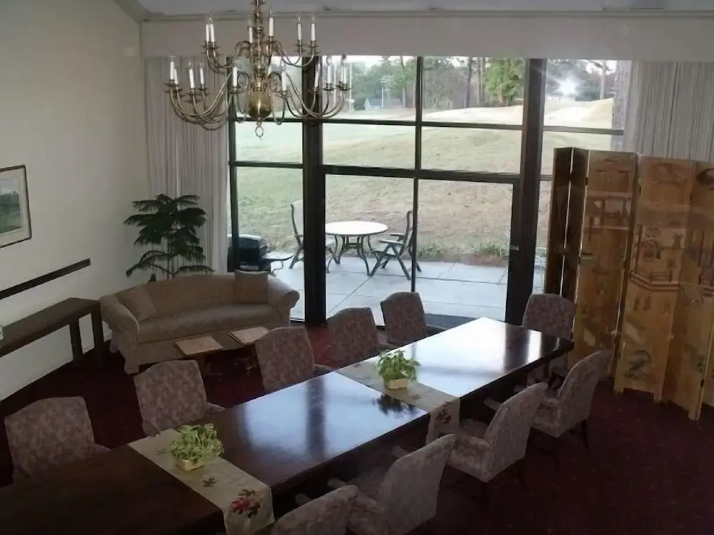 The Inn at Houndslake