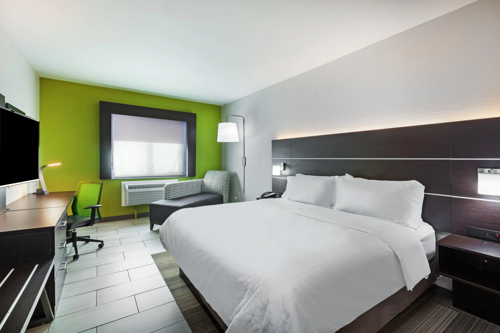 Holiday Inn Express & Suites Port Lavaca by IHG