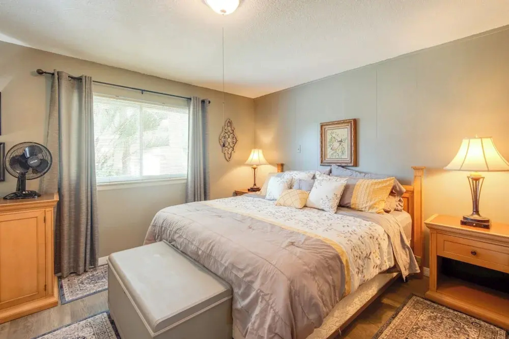 Pool Access & Lanai: Riverfront Welaka Condo!