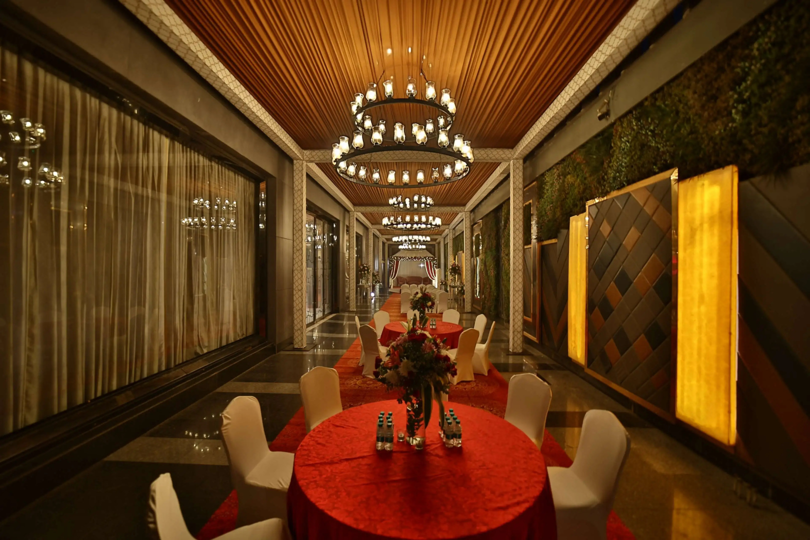 Radisson Blu Towers Kaushambi Delhi NCR