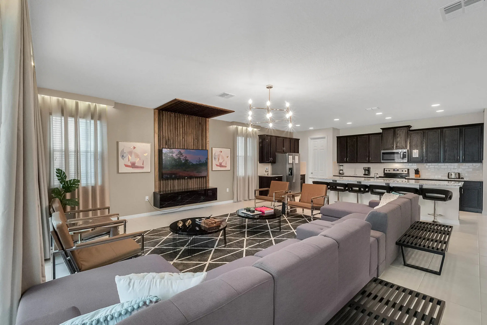 9 Bedrooms / 6.5 Bathrooms / Solara (9028 FK), Kissimmee, US