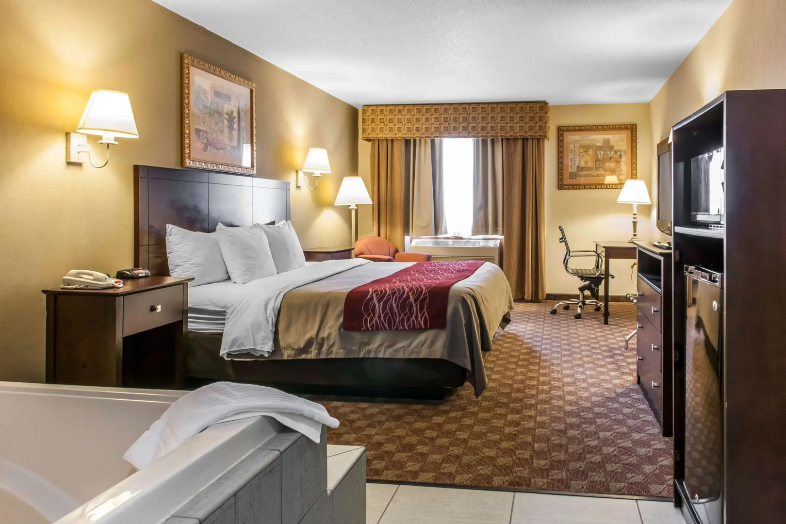 Quality Inn Defiance