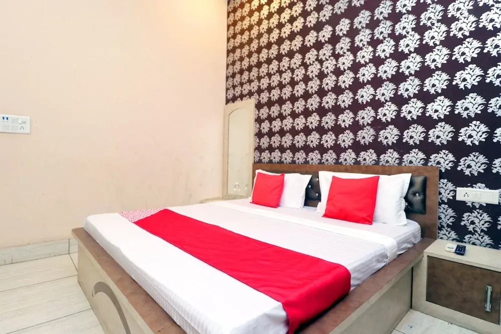 Hotel Pushp Vatika by OYO Rooms