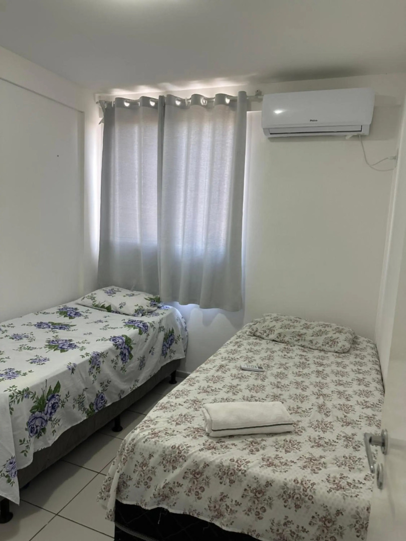 Apt completo, nascente, 2 quart em condomínio fechado