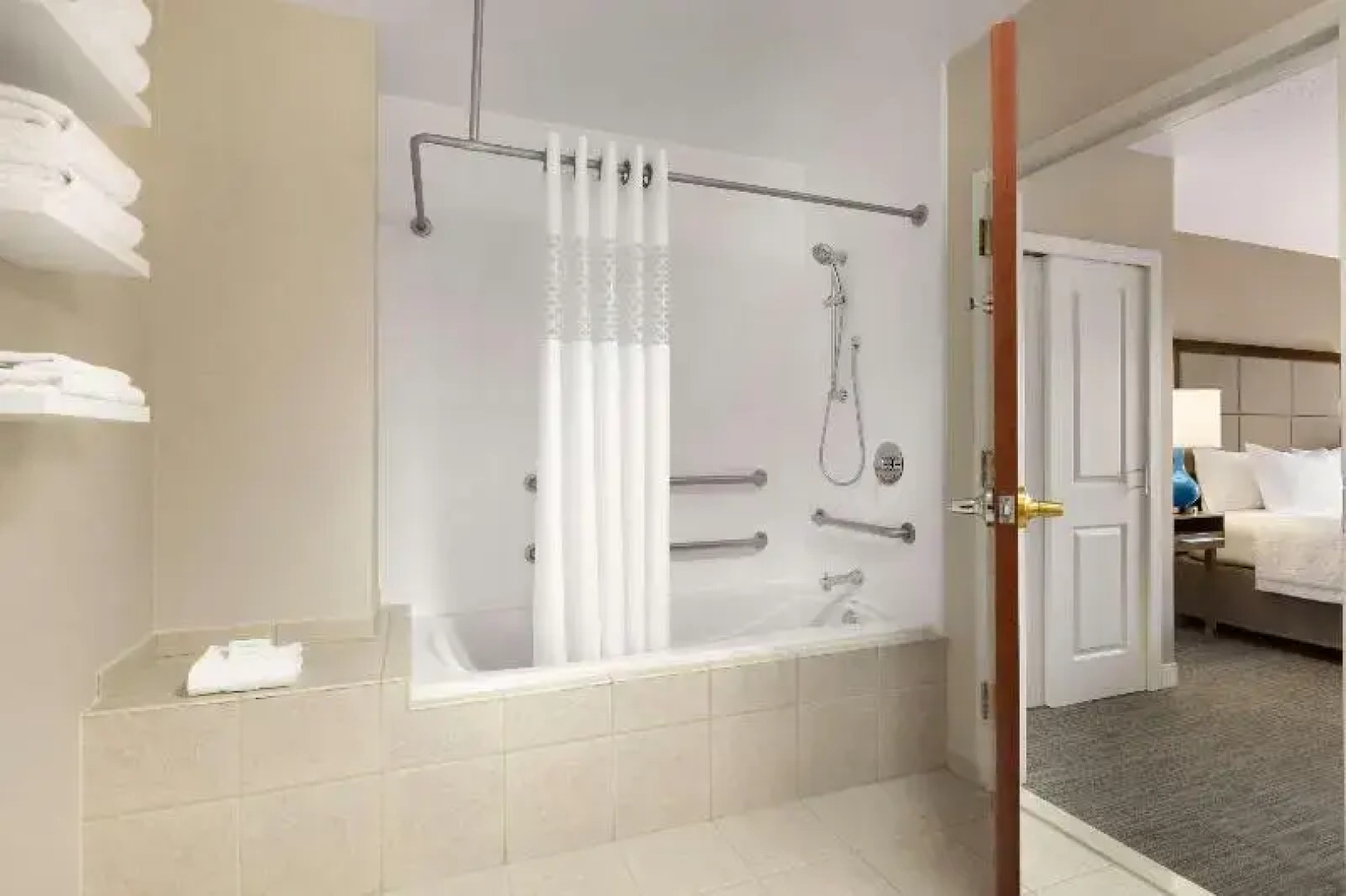 Hampton Inn Long Island/Islandia