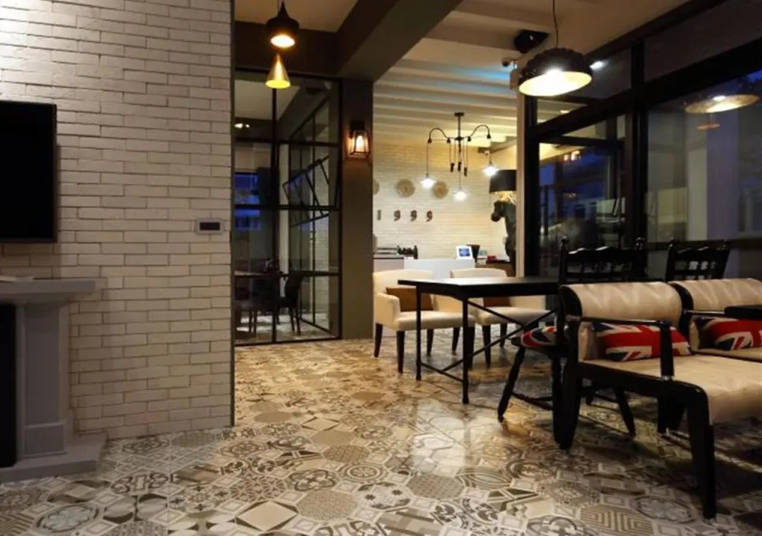 1999 Bed and Breakfast