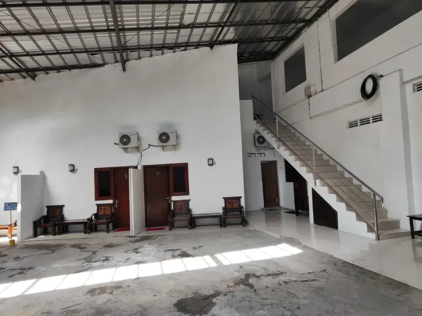 RedDoorz near Prambanan Temple