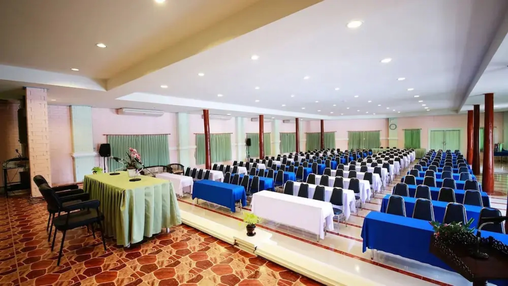 Prachuap Saam Ao Hotel