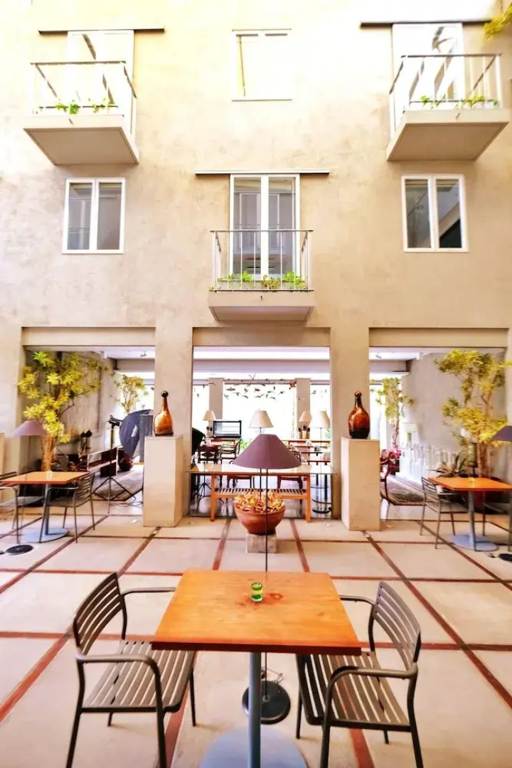 KoenoKoeni Boutique Hotel