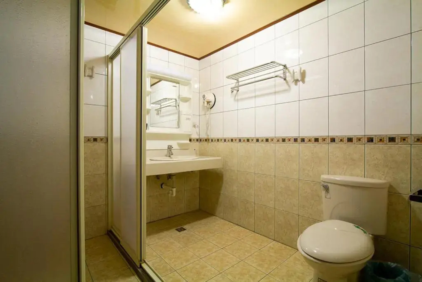 Rong Yuan Gu Homestay