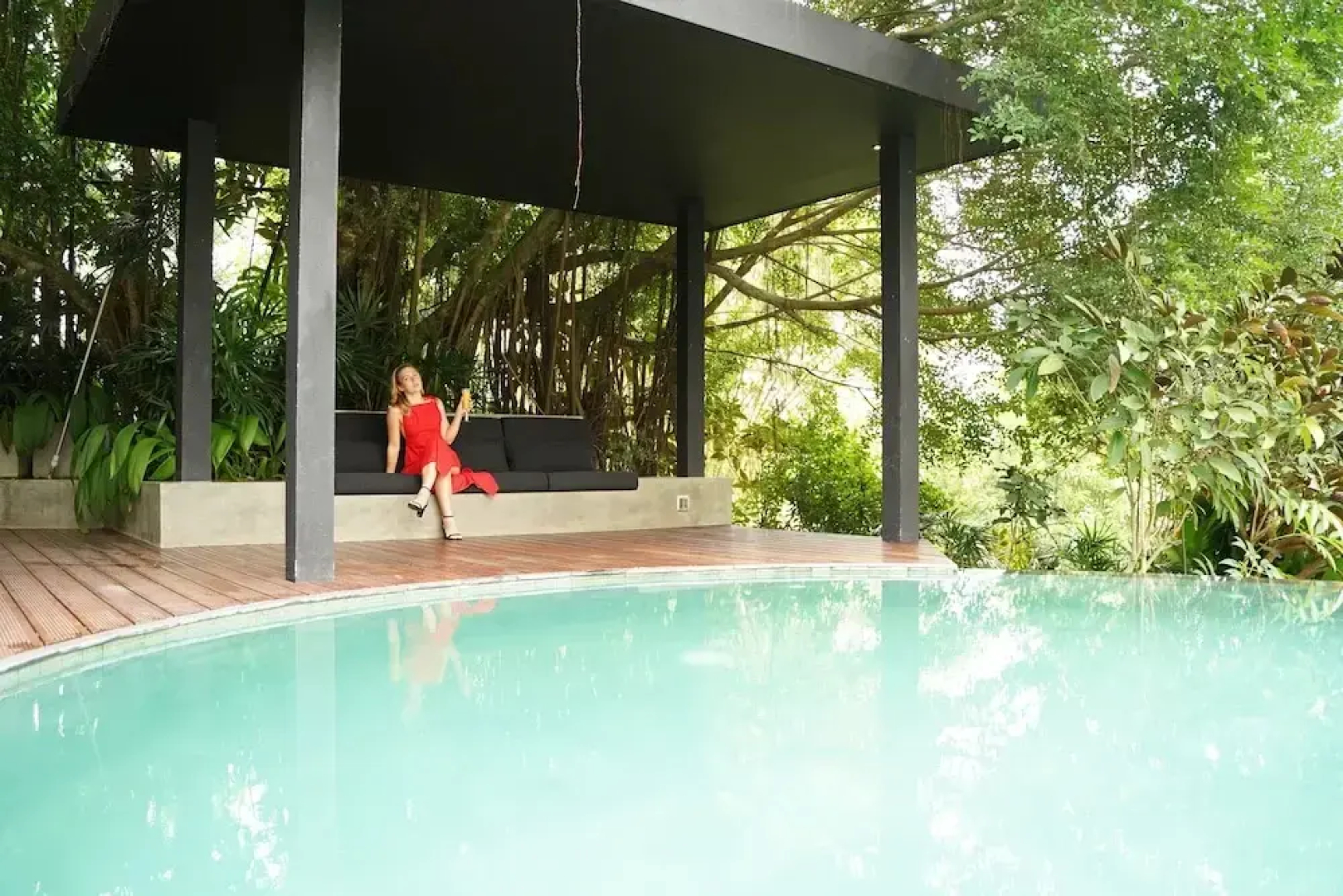 LilyPod Villa