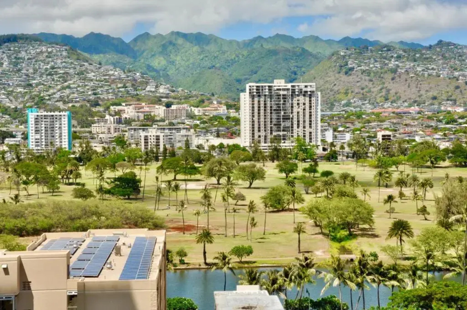 Jenny's Pineapple Cottage