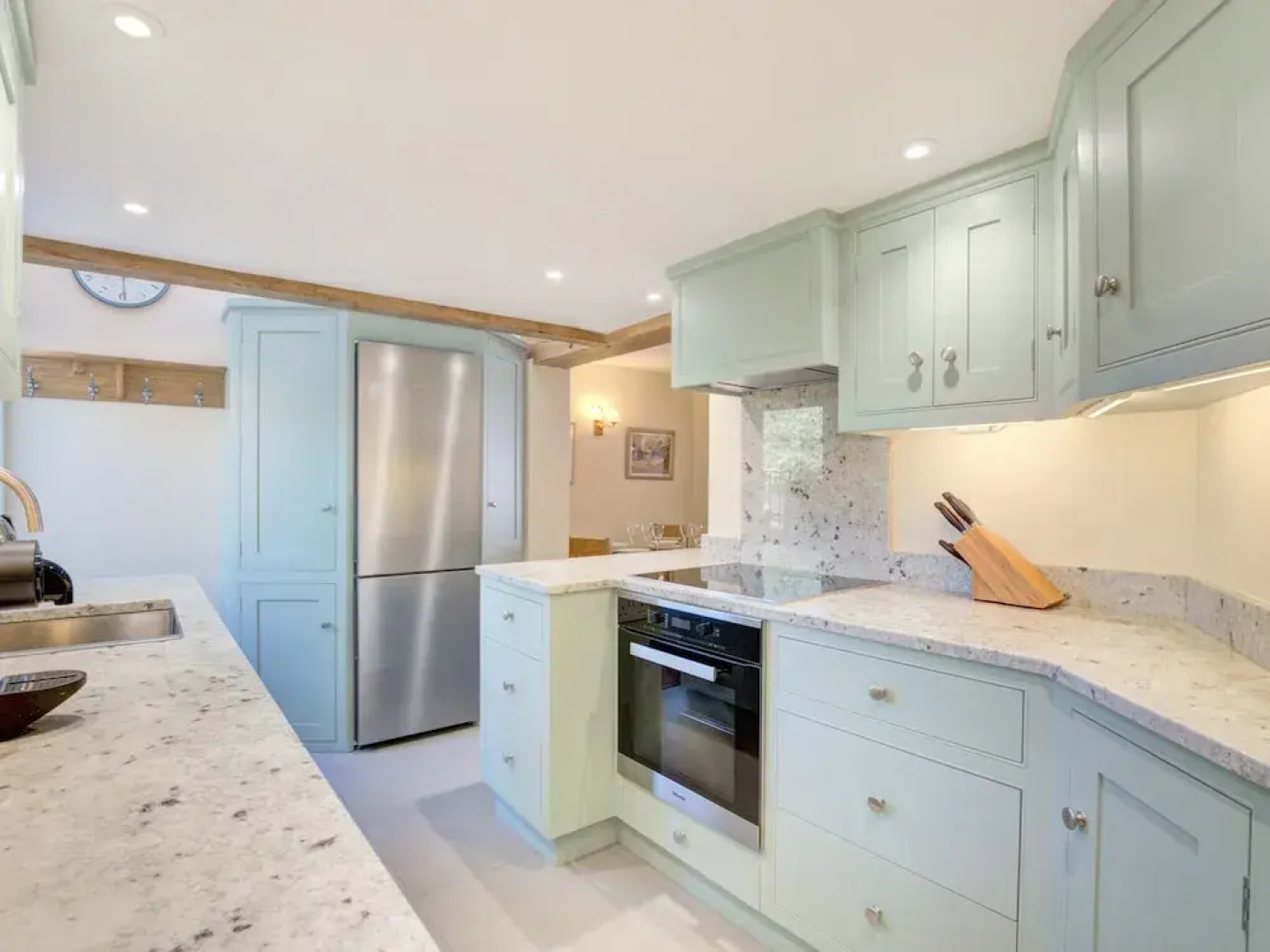 Comfortable Holiday Home With Open Fireplace and Private Garden, Near the Centre of Woodbridge