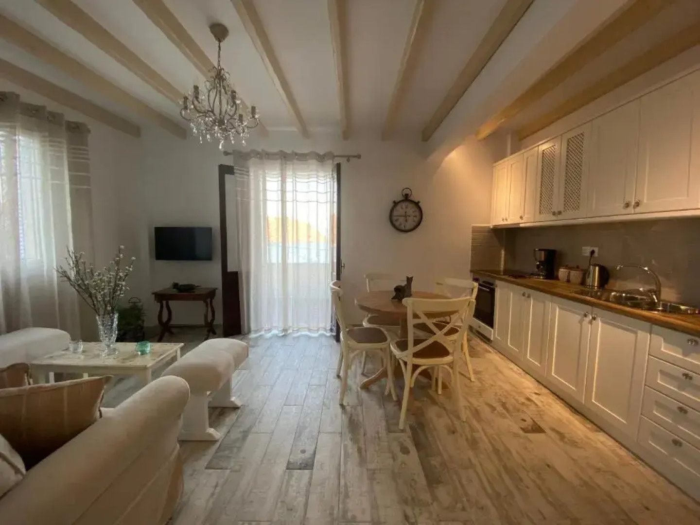 Petridi Maria Suites & Apartments