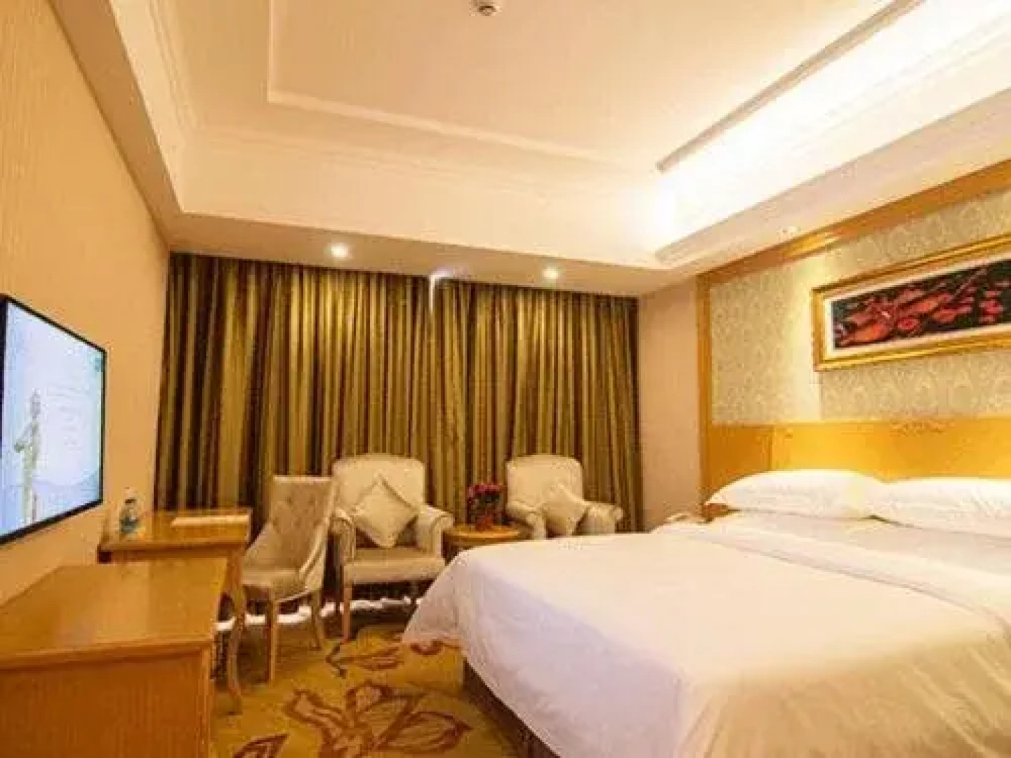 Vienna Hotel Yueyang Huarong Avenue Branch