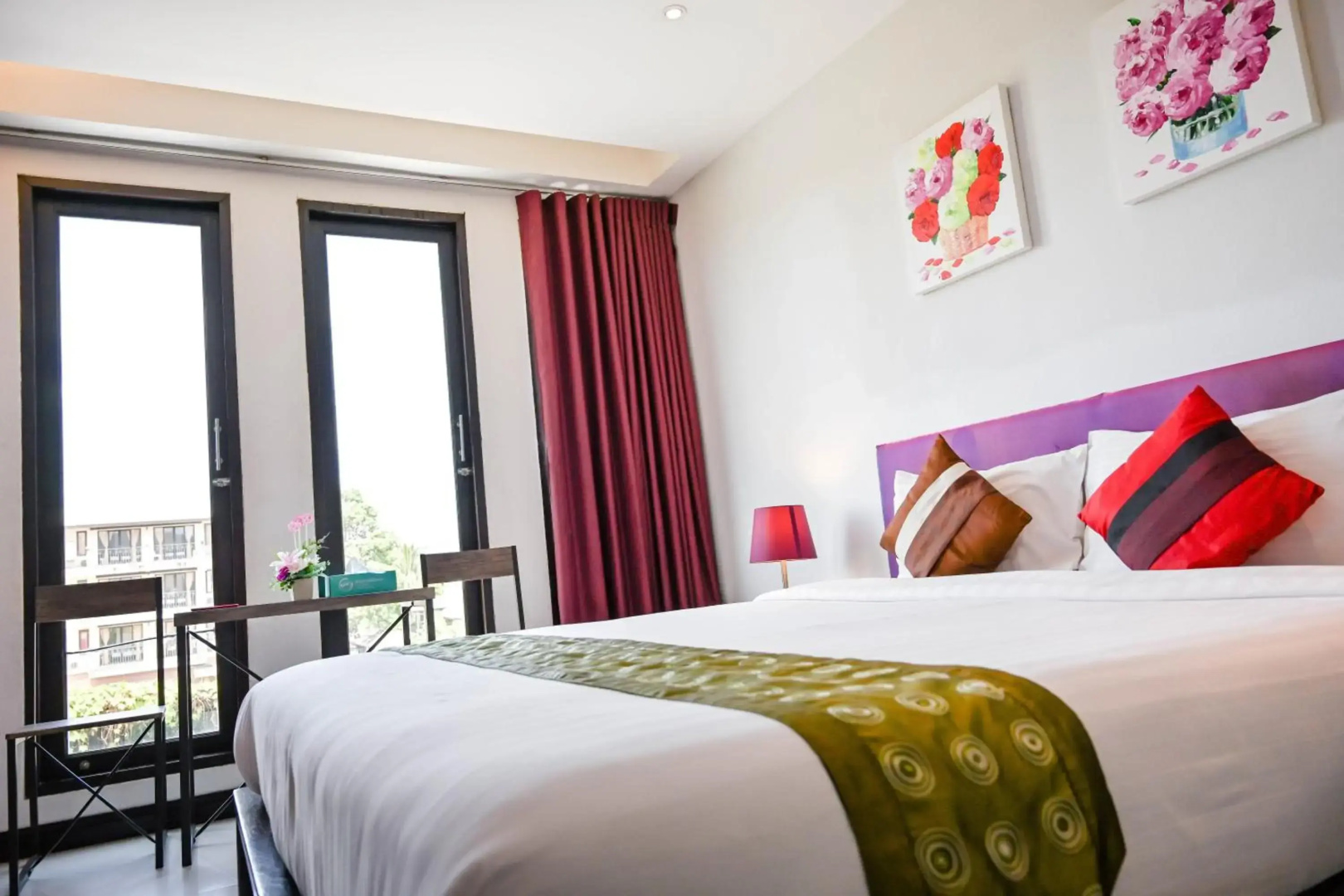 Queen Boutique Hotel
