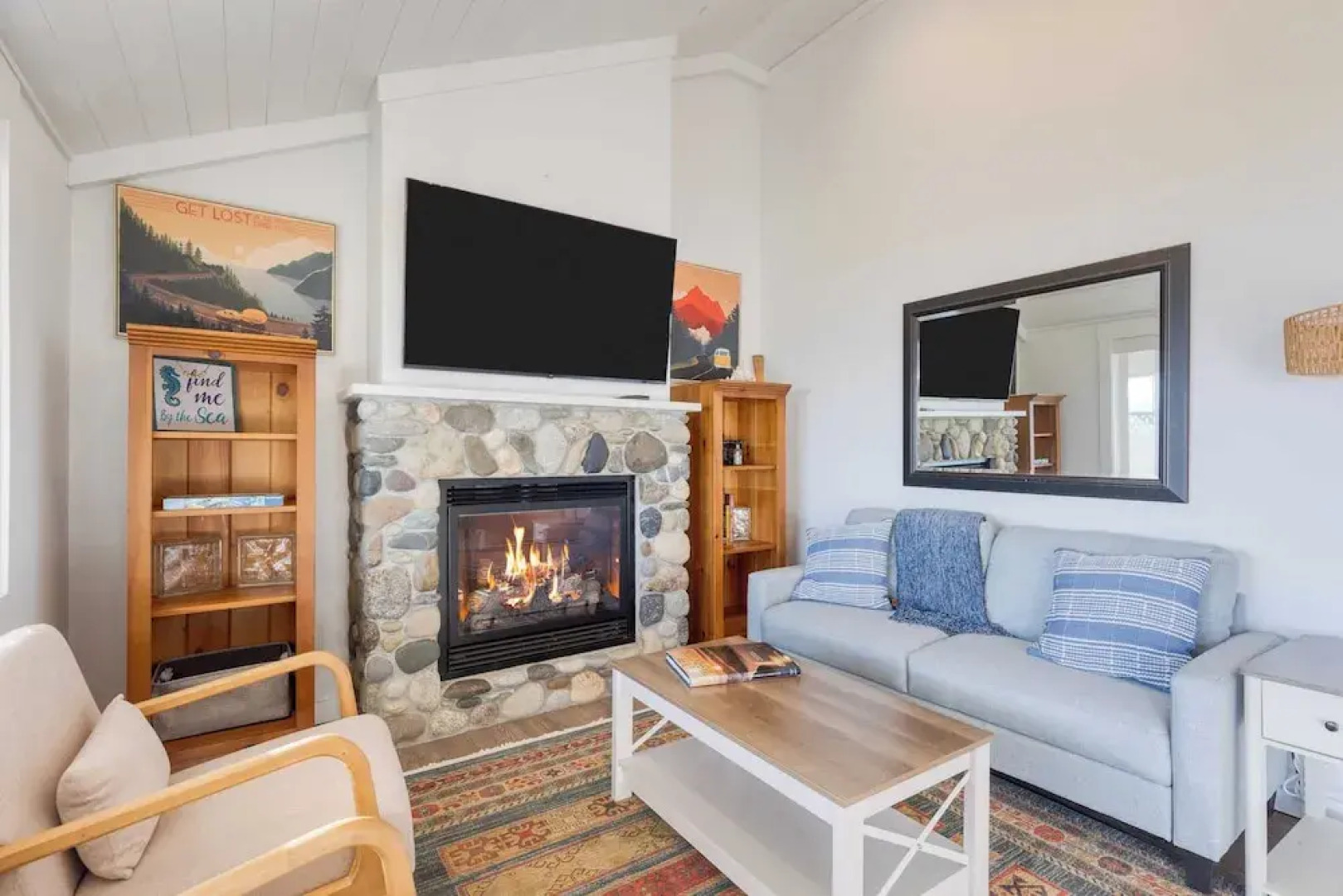 Cozy Whidbey Island Stay Steps on the Beach Fireplace, Bbq, Near Trails