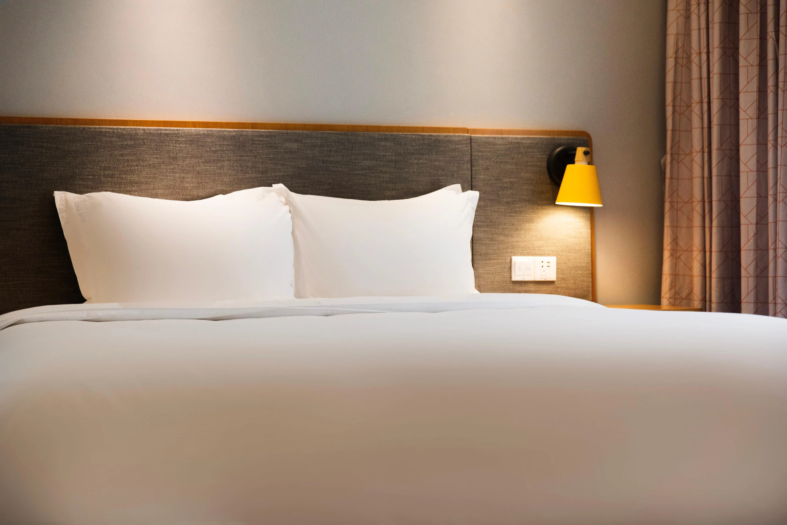 Holiday Inn Express Daocheng Yading