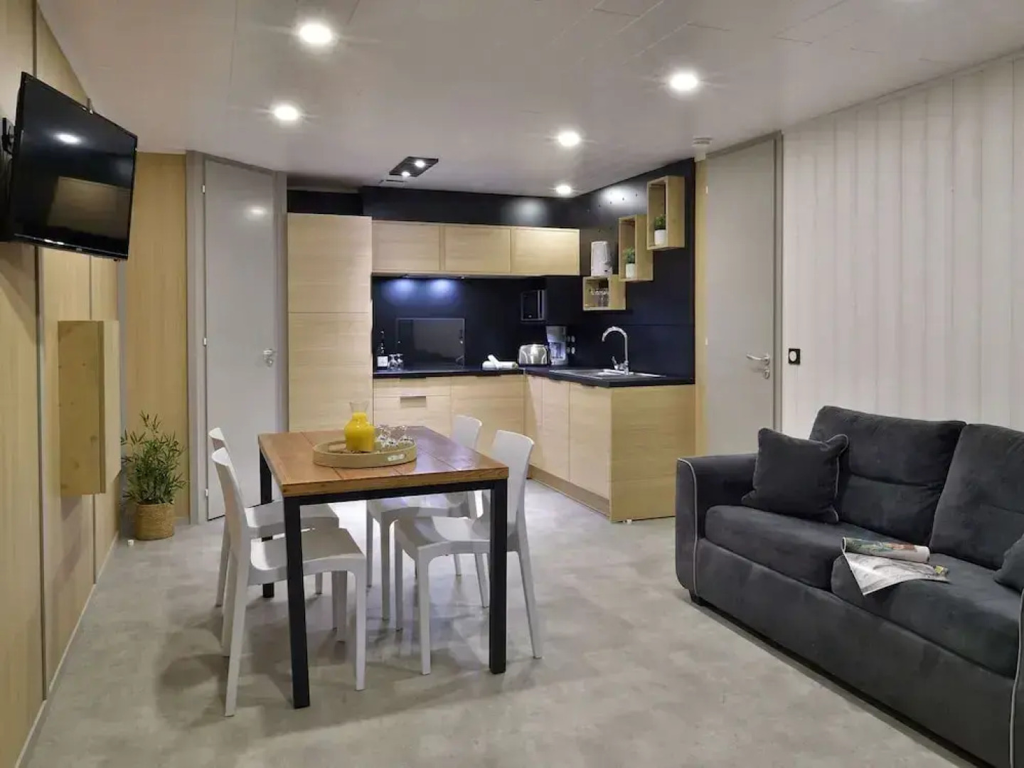 Chalet in a Holiday Complex With Direct sea Access