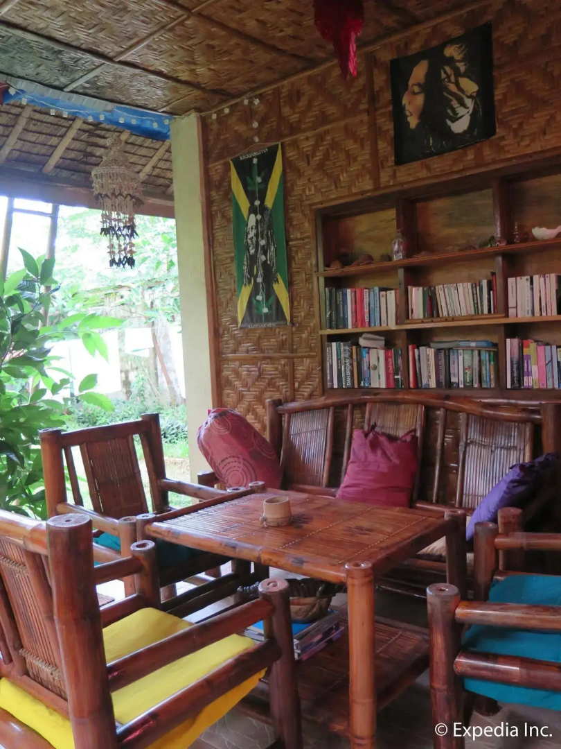 Mystic Divers Guesthouse