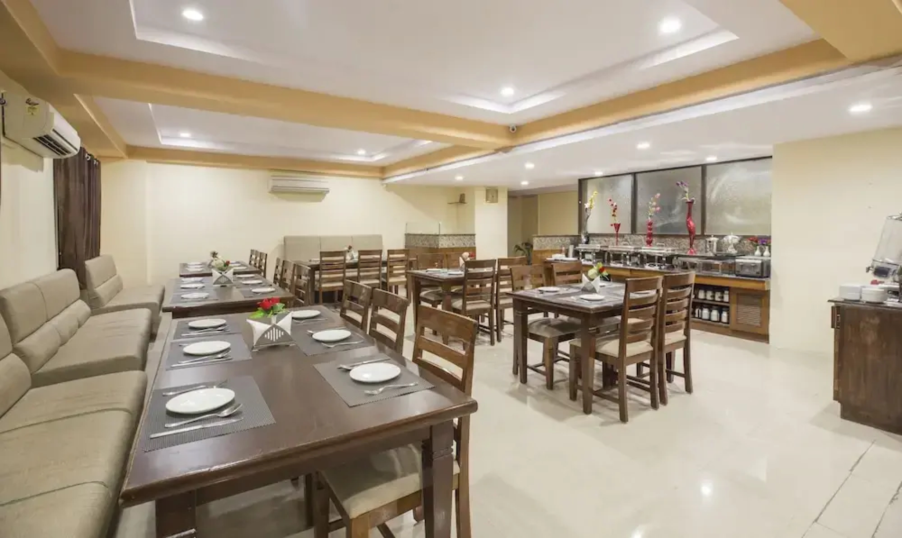 Hotel Paras Inn by Treebo Hotels