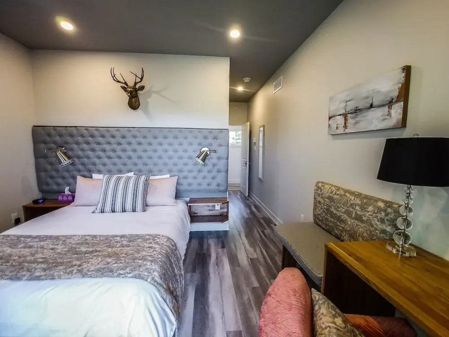 Le Bellevue Modern Lodge