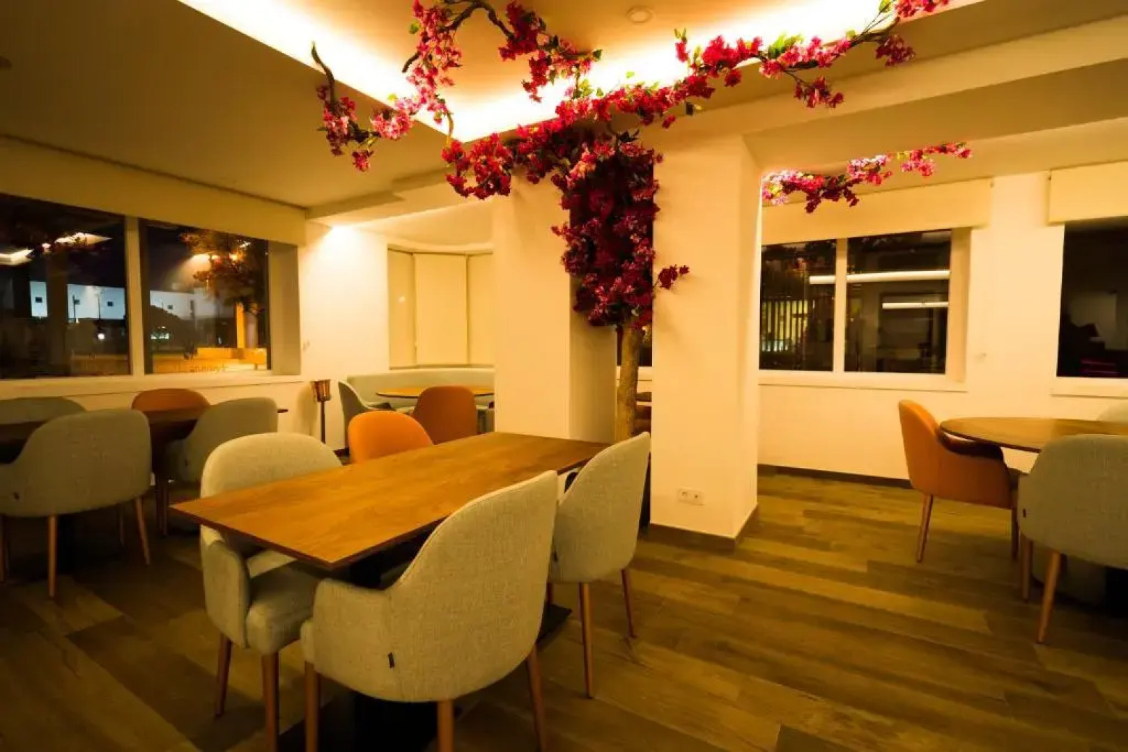 THE ONE Grand Hotel da Póvoa 4