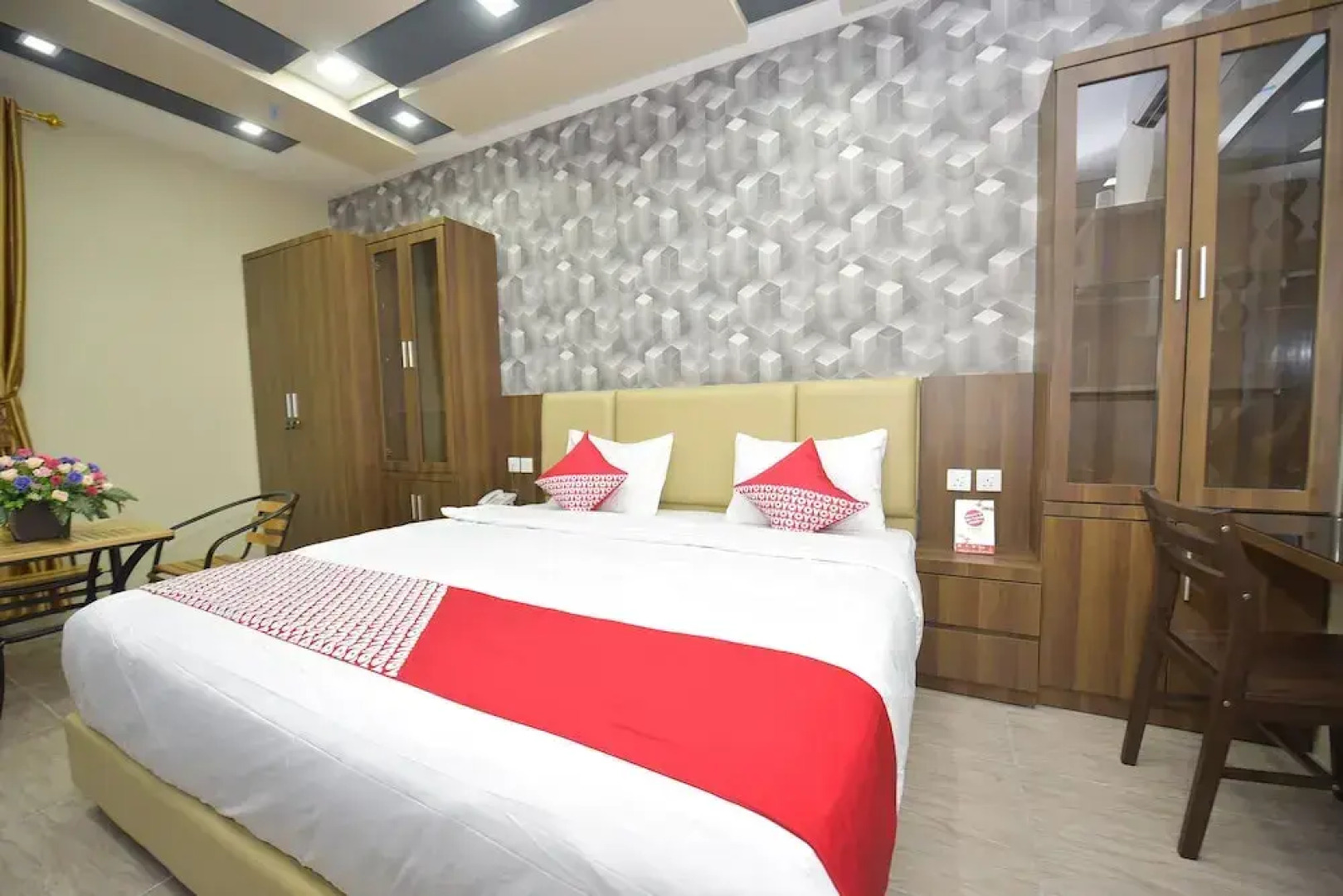 OYO 1228 Hotel Novanda