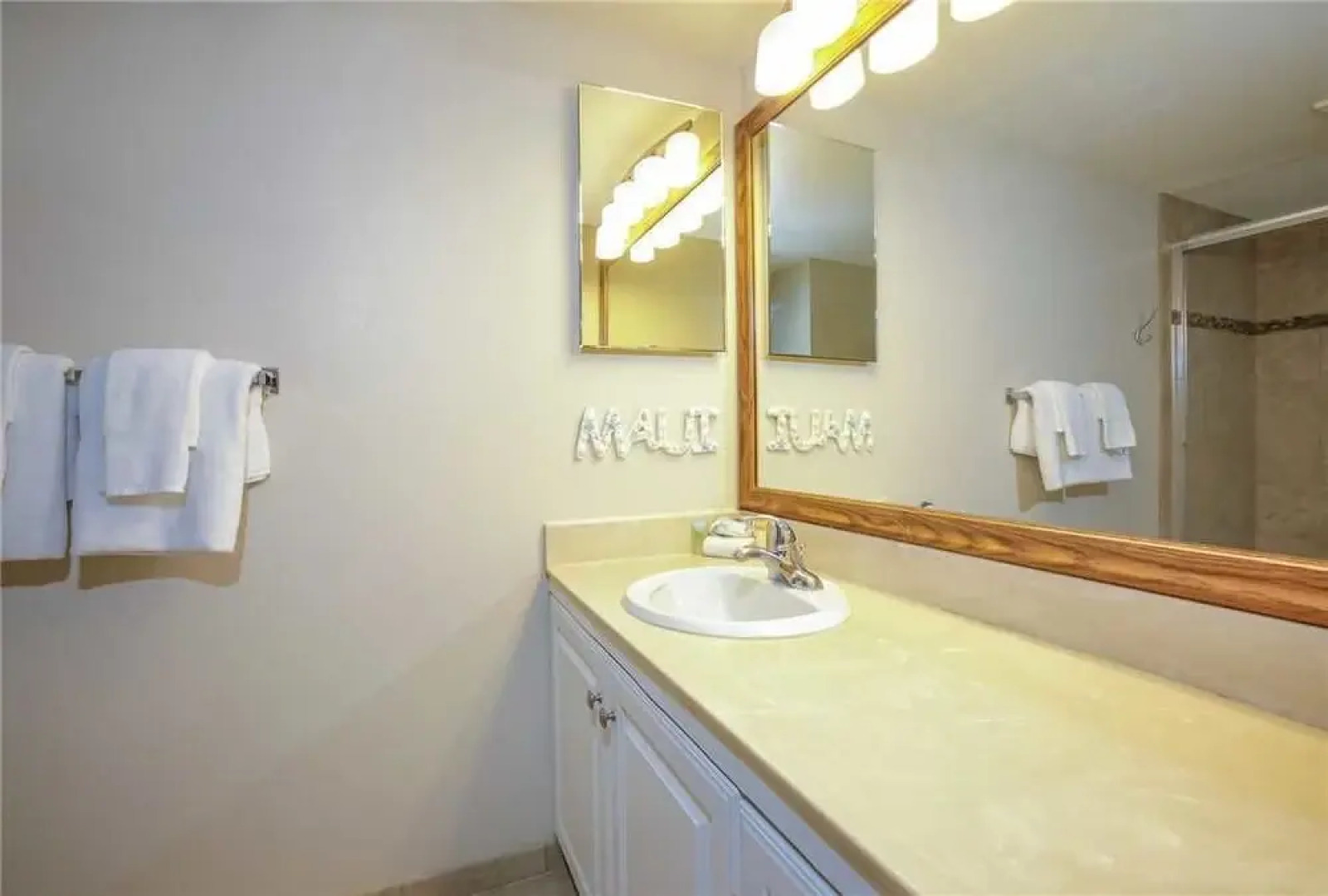 Kamaole Sands 10-407 - 2 Br Condo