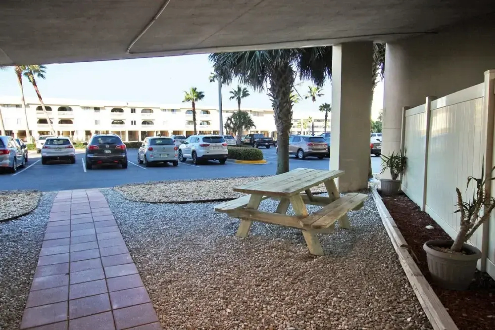 Crystal Shores West By Youngs Sun Coast