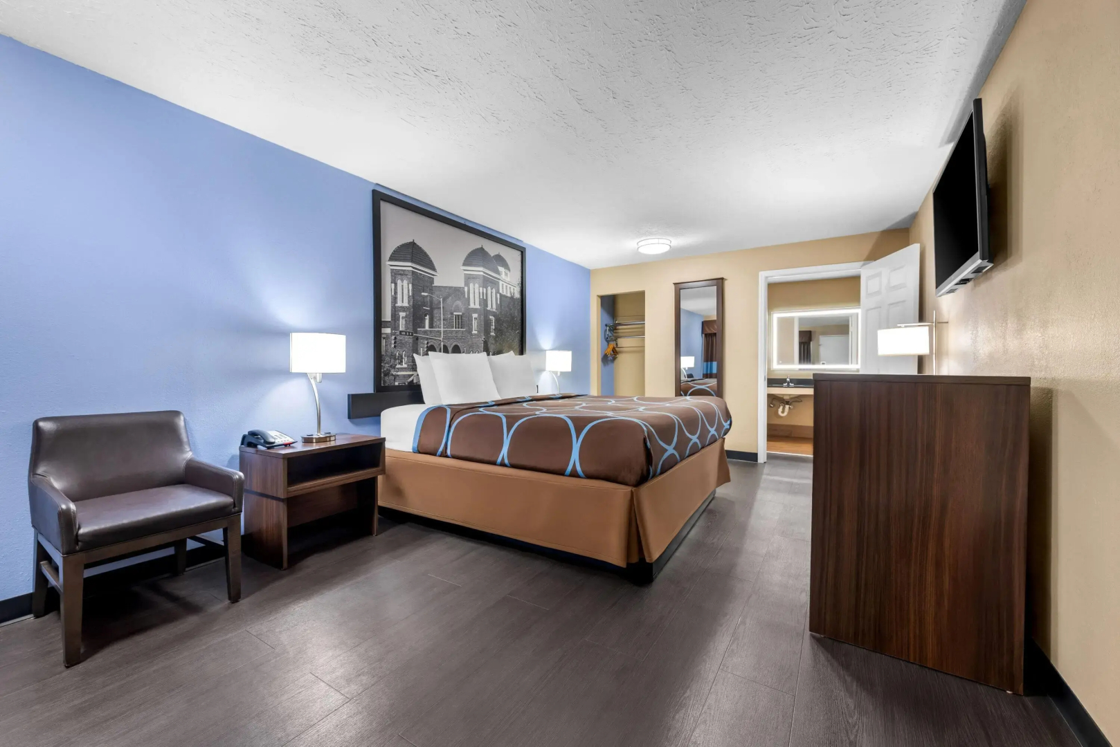 Super 8 by Wyndham Gadsden AL