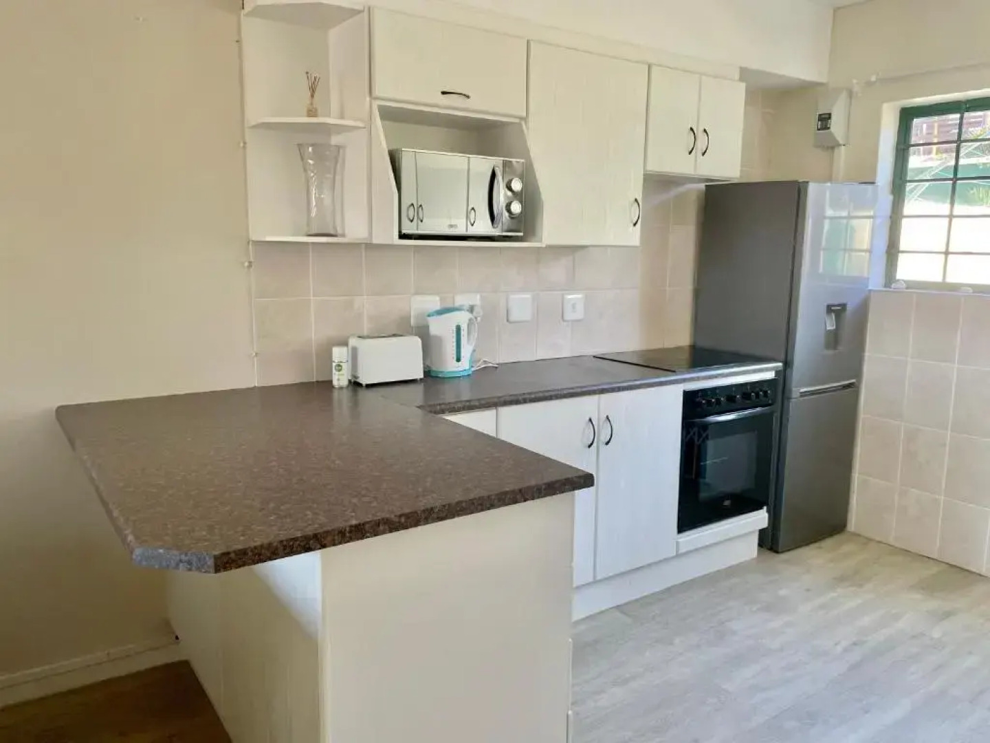 84 Settler Sands Beachfront Accommodation Sea View