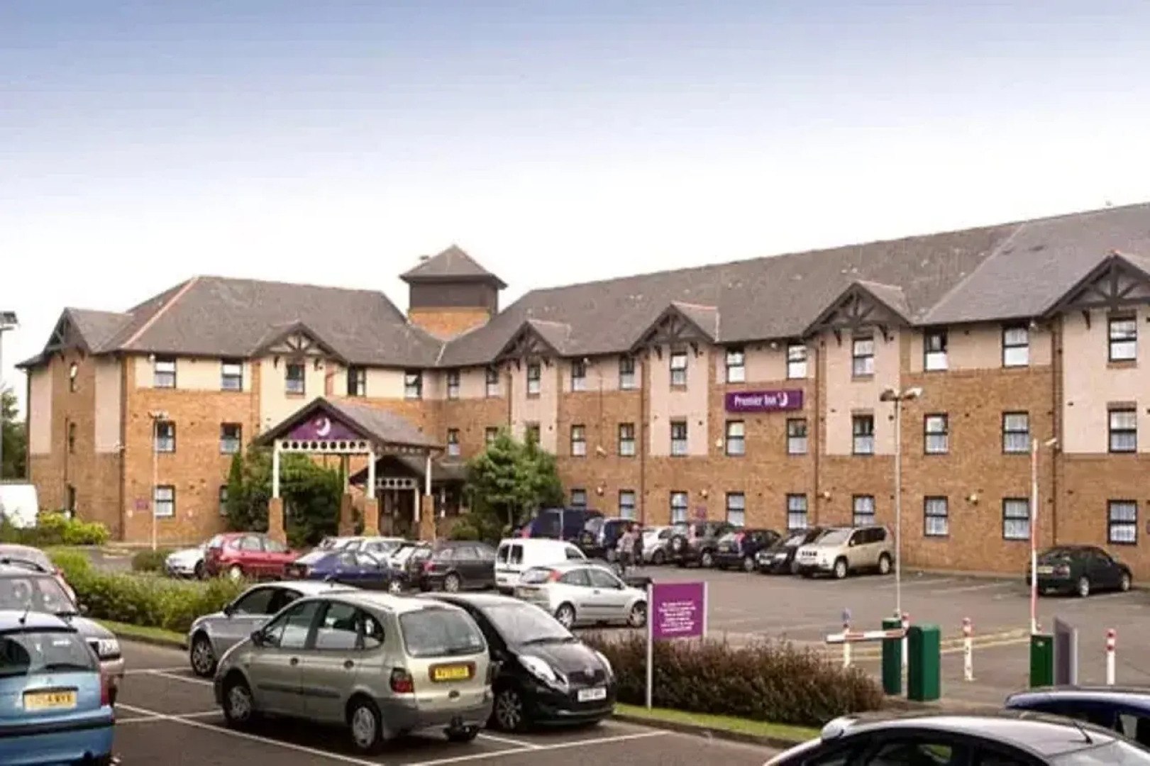 Premier Inn Glasgow Airport