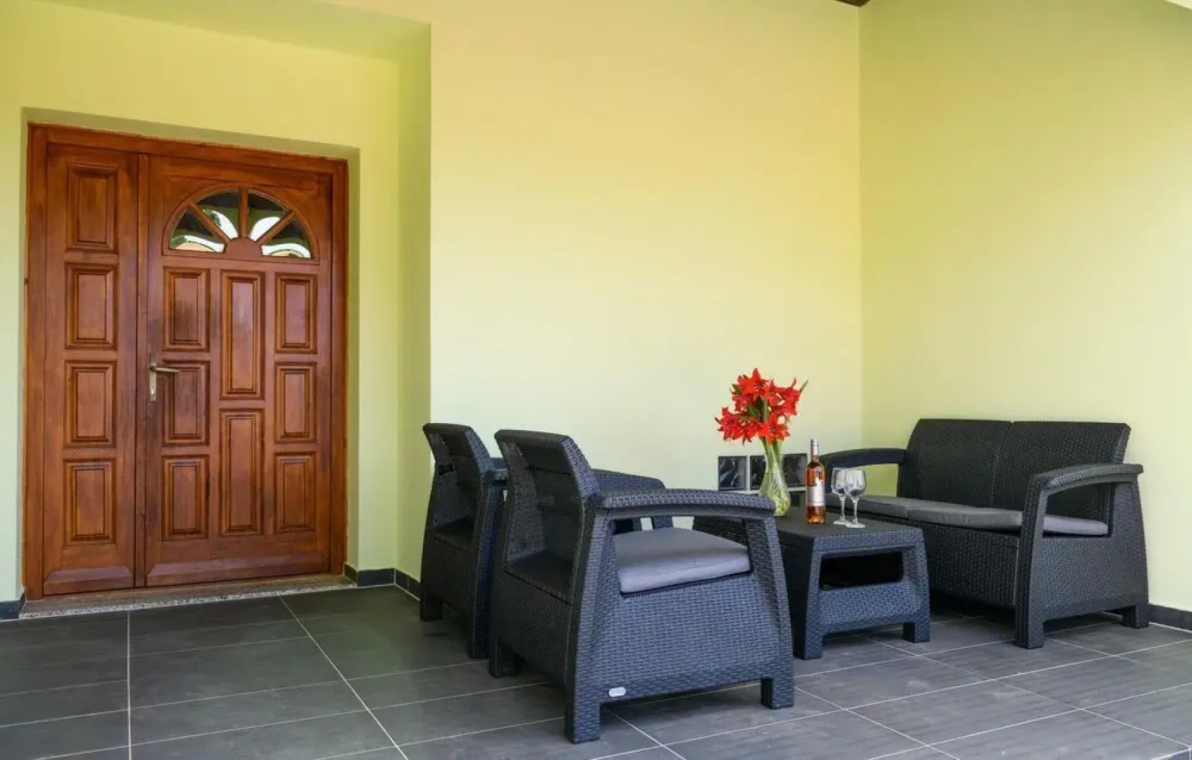 Amazing Home in Peruski With Wifi and 5 Bedrooms