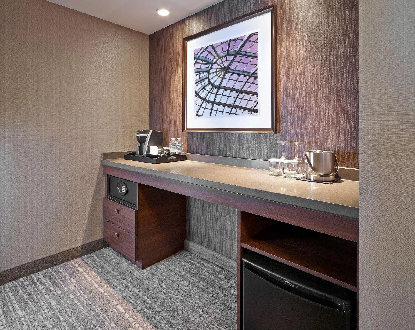 DoubleTree by Hilton Hotel West Edmonton