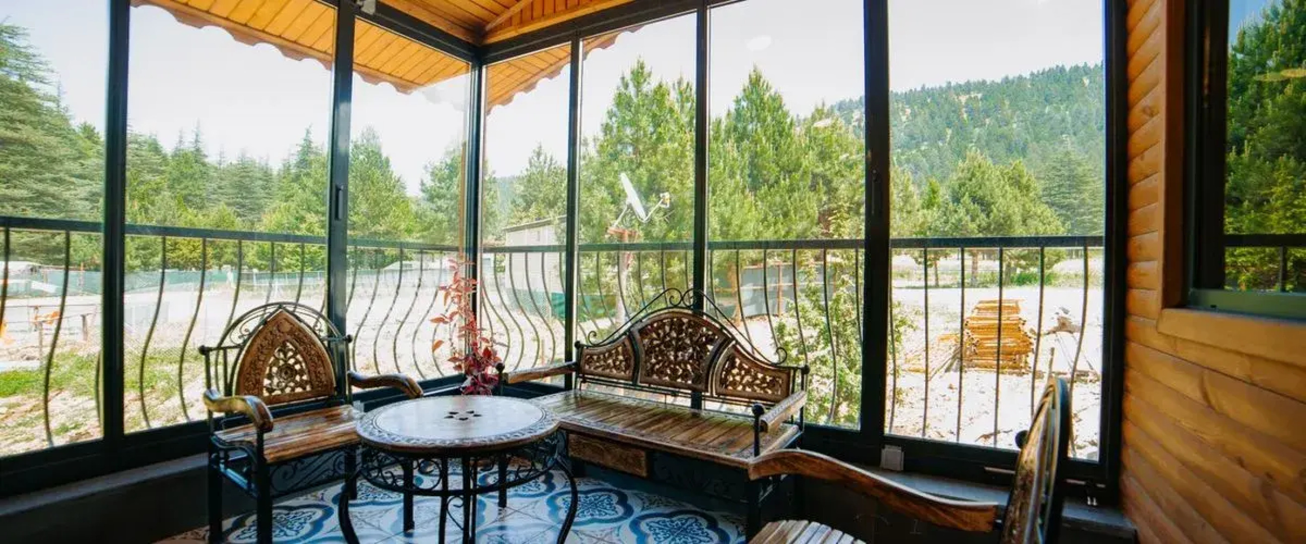 Başkonuş Yaylası Orman Evleri