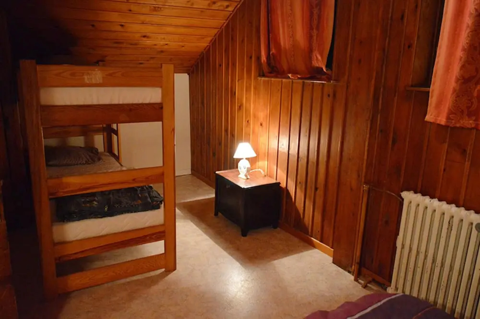 Chalet with 3 Bedrooms in Ban-Sur-Meurthe-Clefcy, with Pool Access, Terrace And Wifi - 10 Km From the Slopes