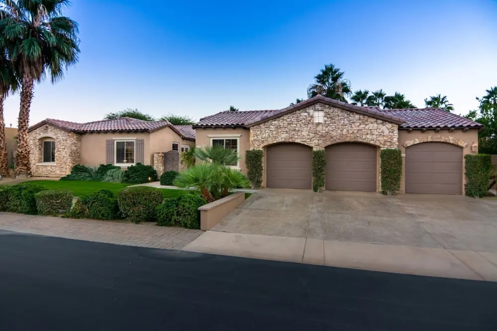 Serenity in the Desert Five Bedroom House
