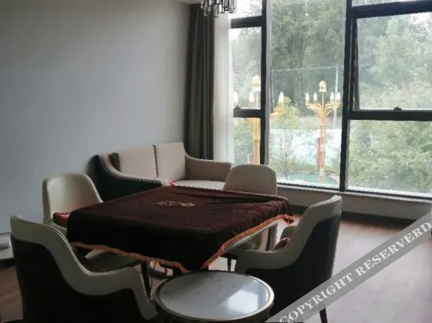 Zana Hotel