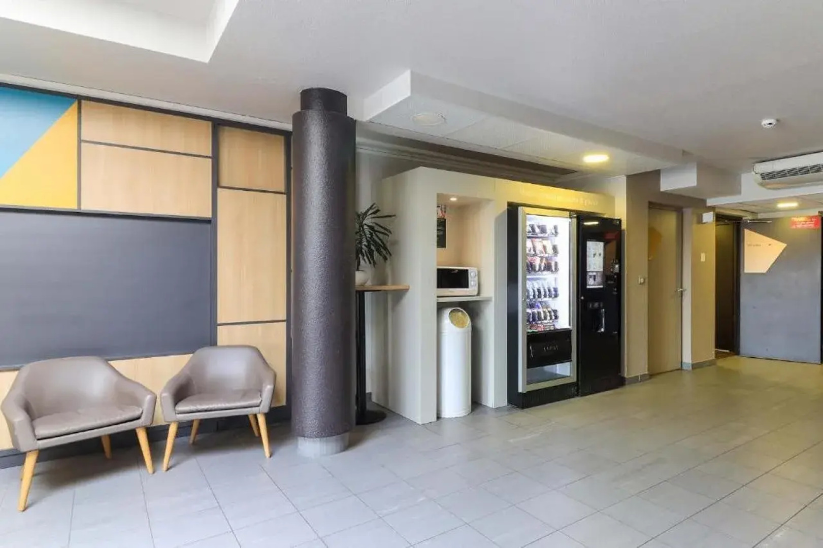 B&B HOTEL DIJON Les Portes du Sud (Acti-Sud)