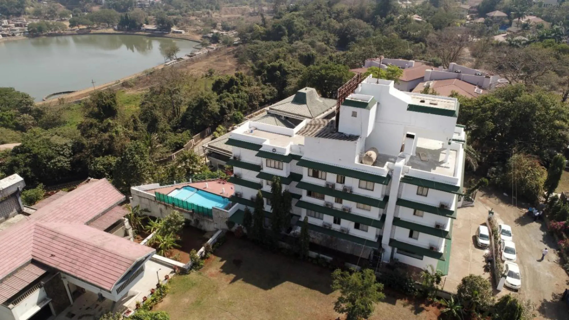 Sunrise Hill Resort