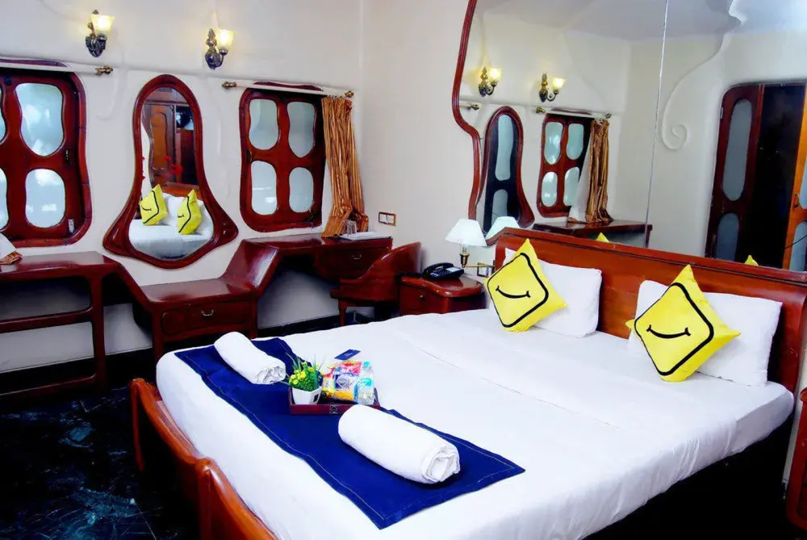 Vista Rooms Near Intl Mumbai Airport