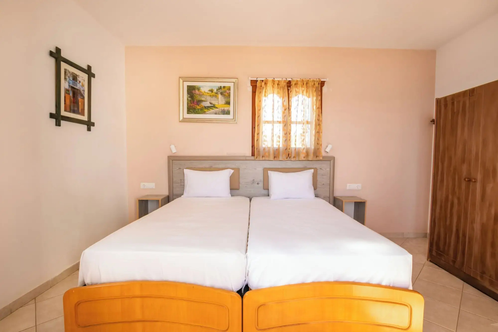 Arhontiko Hotel