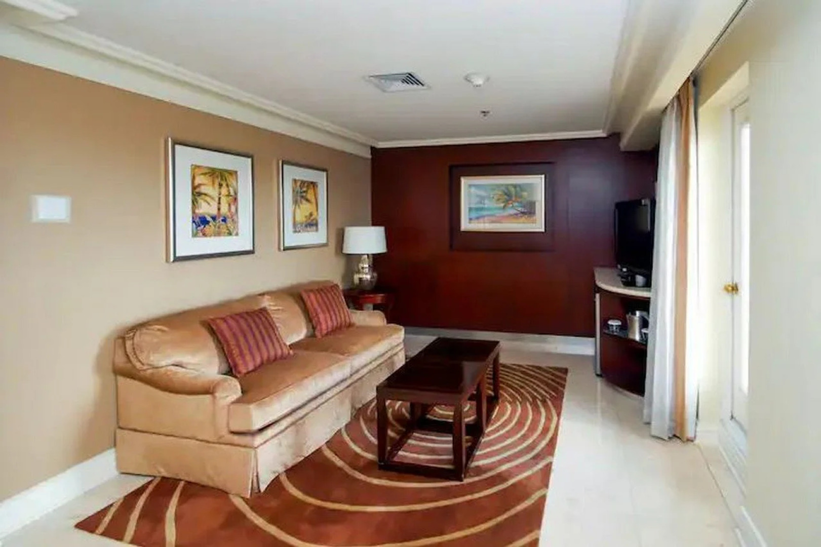 British Colonial - Nassau