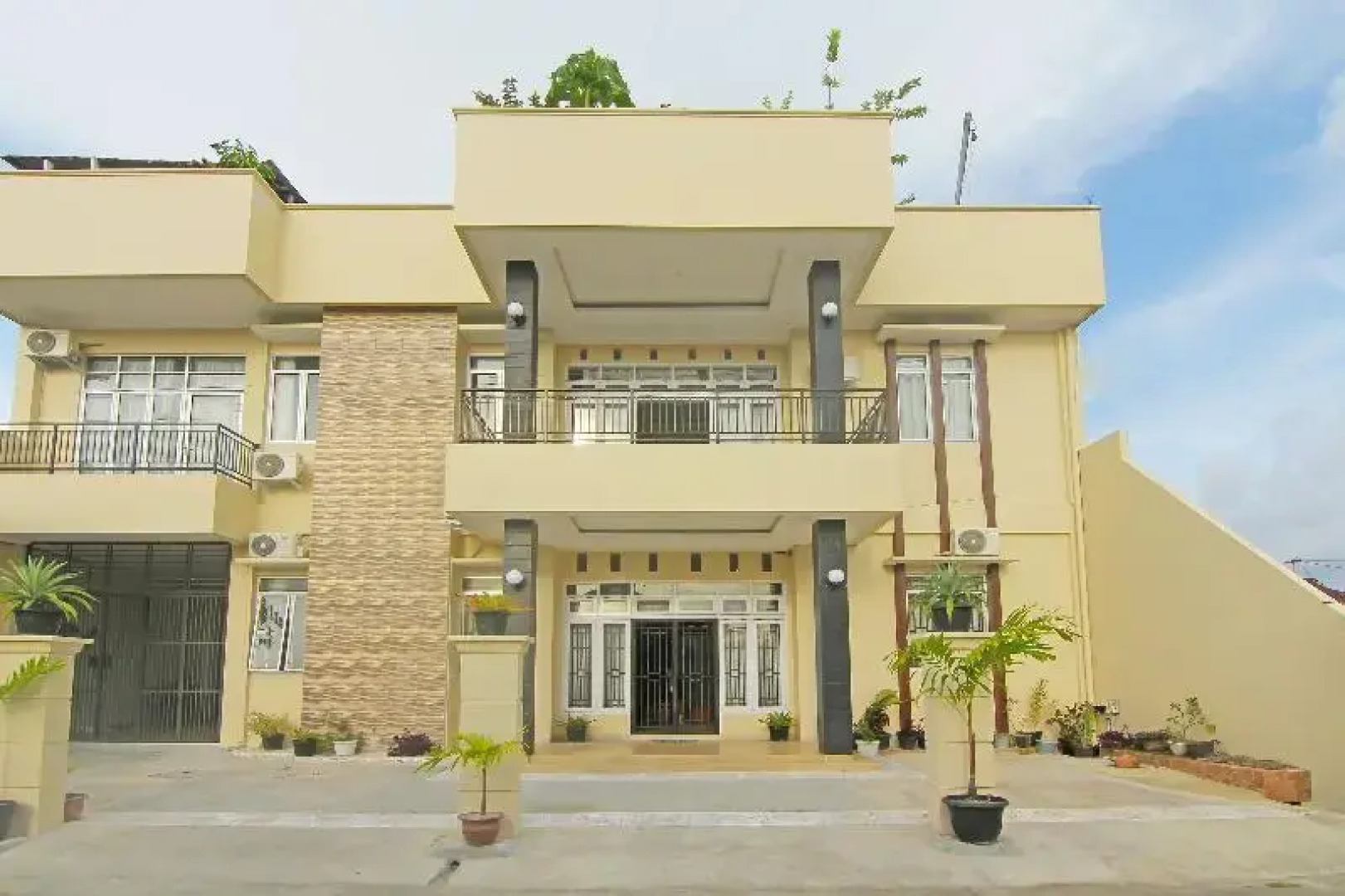 Oyo 91675 Utama Residence