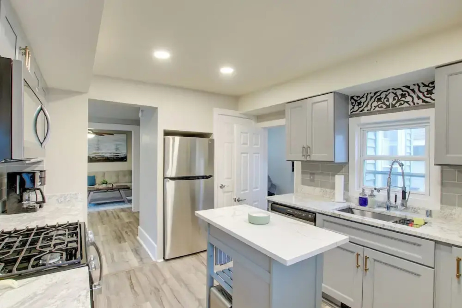 Family-friendly House: Walk to Lake Michigan!